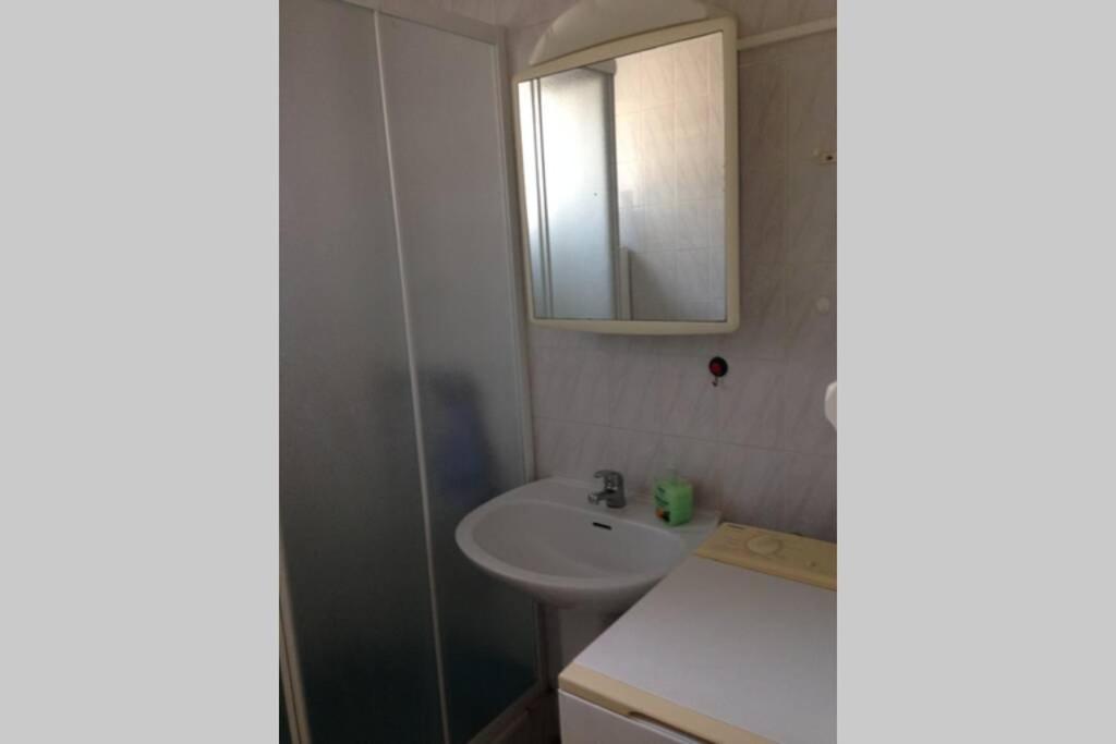 Apt Climatise T3 Saint Pierre La Mer, Terrasse, Jardin Et Parking Prive Фльори Екстериор снимка