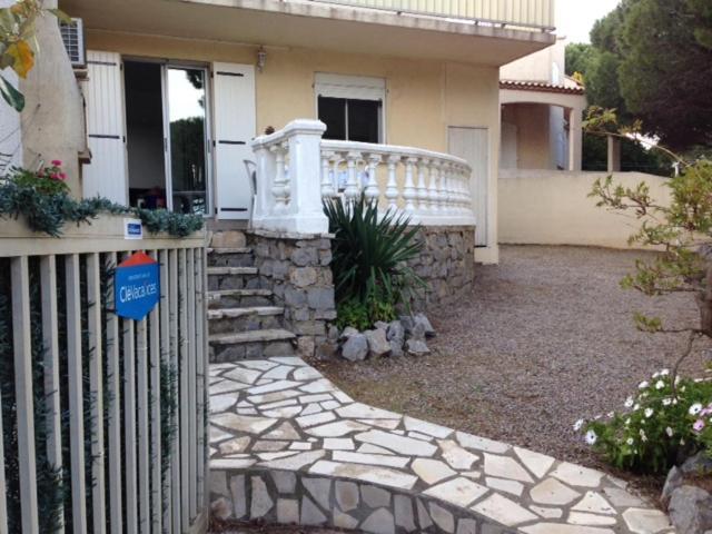 Apt Climatise T3 Saint Pierre La Mer, Terrasse, Jardin Et Parking Prive Фльори Екстериор снимка